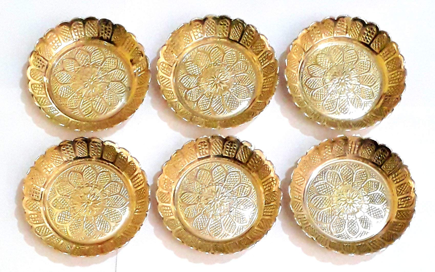 S.S TRADERS Small Size Pure Yellow Brass Plate for Puja/Diwali/Bhog Thali with Beautiful Flower Embossed Design (Size 3.6 inch)